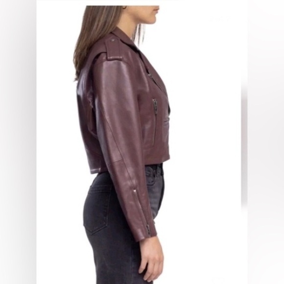 BLANK NYC Faux Leather Head Over Heels Burgundy plum Crop Moto Jacket size M new - Picture 2 of 3